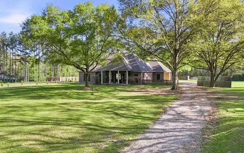 7735 Castello Rd, Ethel, LA 70730