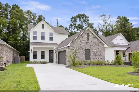 25281 Burlington Dr, Denham Springs, LA 70726