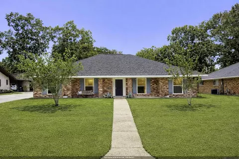 1214 Aurora Pl, Baton Rouge, LA 70806