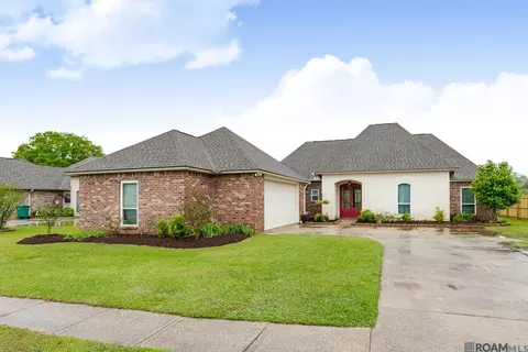 12485 Timberwood Dr, Walker, LA 70785