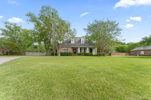 3607 Red Clover Ave, Zachary, LA 70791