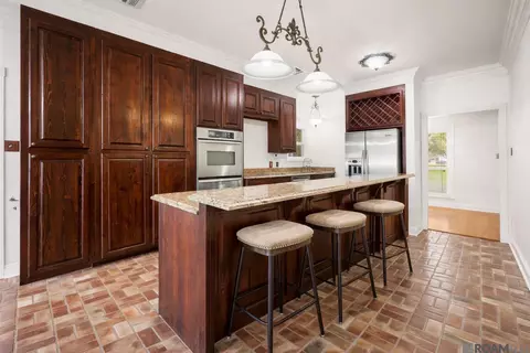 Kitchen - 29725 Henderson Ln, Walker, LA 70785 photo 1 of 2