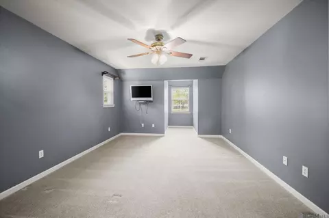 Bedroom - 29725 Henderson Ln, Walker, LA 70785 photo 1 of 1