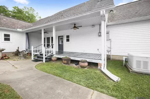 Exterior - 29725 Henderson Ln, Walker, LA 70785 photo 15 of 17