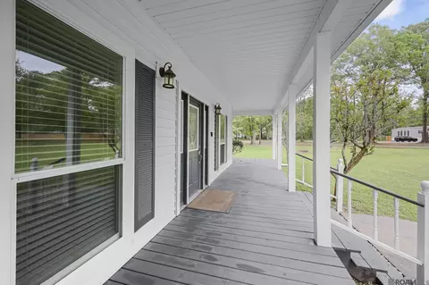 Exterior - 29725 Henderson Ln, Walker, LA 70785 photo 4 of 17