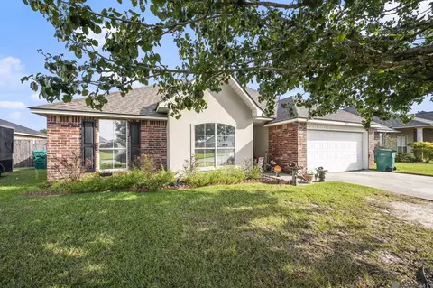 12819 Bonnie Bleu Dr, Denham Springs, LA 70726