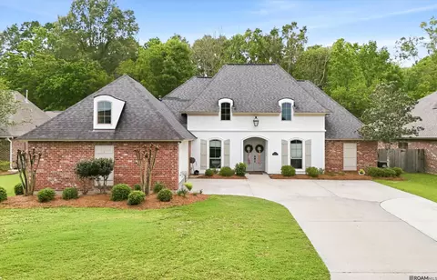12403 Oak Fields Dr, Geismar, LA 70734