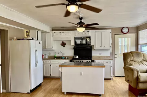 Kitchen - 135 Drounett Ln, Hackberry, LA 70645 photo 1 of 2