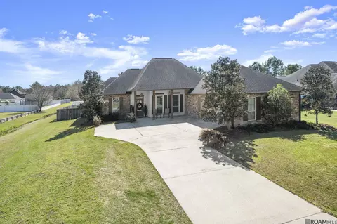 12480 Three Lakes Dr, Walker, LA 70785
