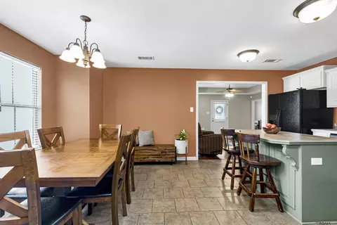 Dining - 12266 Creekside Ave, Walker, LA 70785 photo 2 of 2