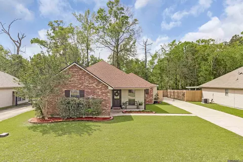 Exterior - 12266 Creekside Ave, Walker, LA 70785 photo 2 of 5