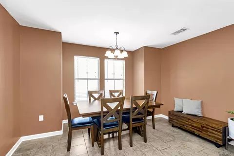 Dining - 12266 Creekside Ave, Walker, LA 70785 photo 1 of 2