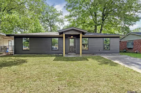 7224 Poinsetta Dr, Baton Rouge, LA 70812