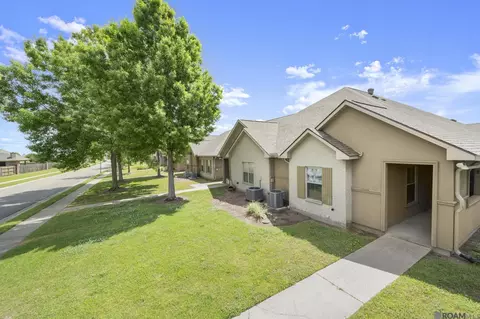 3948 Cypress Hall Dr, Addis, LA 70710