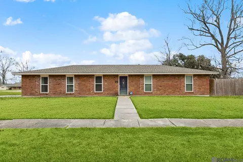 5717 Larchwood Dr, Baton Rouge, LA 70812