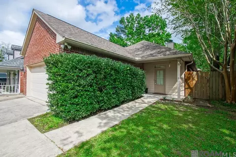 307 Meadow Bend Dr, Baton Rouge, LA 70820
