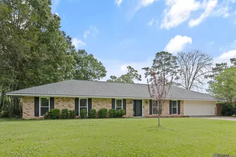 5638 Cypress St, Saint Francisville, LA 70775