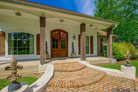 8230 Elliot Rd, Baton Rouge, LA 70817