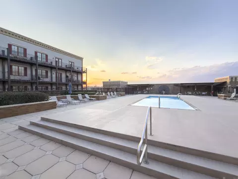 7707 Bluebonnet Blvd # 408, Baton Rouge, LA 70810