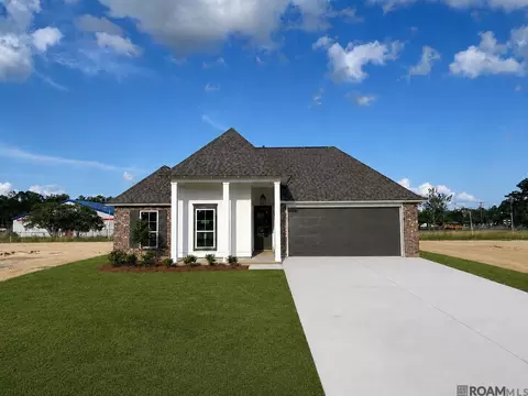 29433 Northlake Dr, Denham Springs, LA 70726