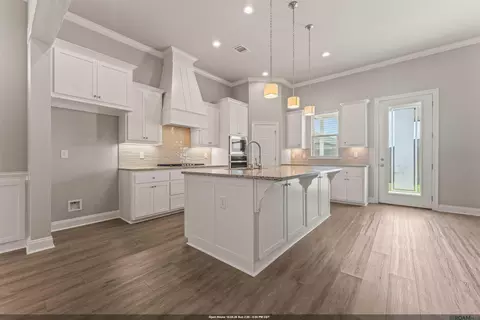 5159 Black River Rd, Darrow, LA 70725