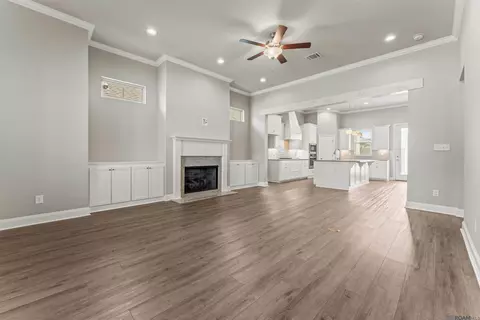 5159 Black River Rd, Darrow, LA 70725