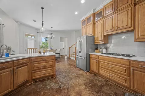 Kitchen - 34062 Duff Rd, Walker, LA 70785 photo 5 of 5