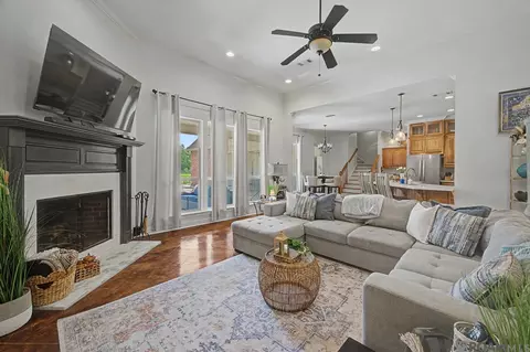 Living - 34062 Duff Rd, Walker, LA 70785 photo 1 of 2
