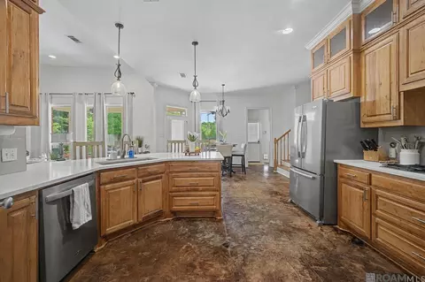 Kitchen - 34062 Duff Rd, Walker, LA 70785 photo 4 of 5