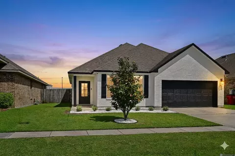 7516 Cherrybark Oak Dr, Gonzales, LA 70737