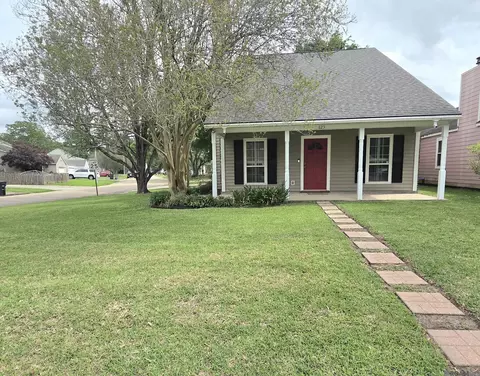825 Stoney Creek Ave, Baton Rouge, LA 70808