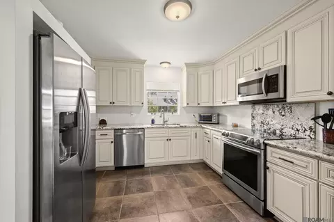 324 Janmar St, Denham Springs, LA 70726
