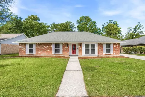 946 Shadybrook Dr, Baton Rouge, LA 70816