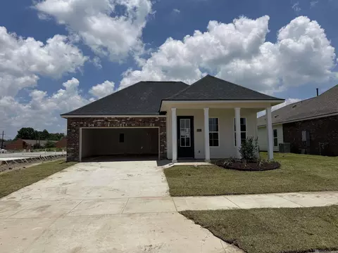 10027 Pelican Pointe Ln, Baton Rouge, LA 70810