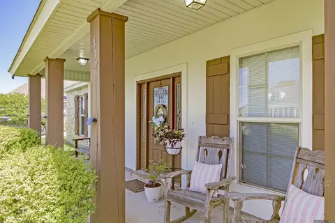 317 Benjamin St, New Roads, LA 70760