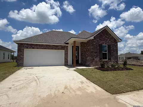 10035 Pelican Pointe Ln, Baton Rouge, LA 70810