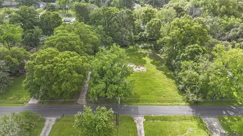476 Magnolia Wood Ave, Baton Rouge, LA 70810