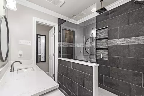 Bath - 7890 False River Rd, Oscar, LA 70762 photo 3 of 7