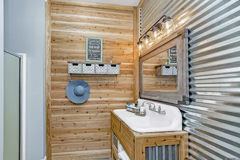Bath - 7890 False River Rd, Oscar, LA 70762 photo 7 of 7