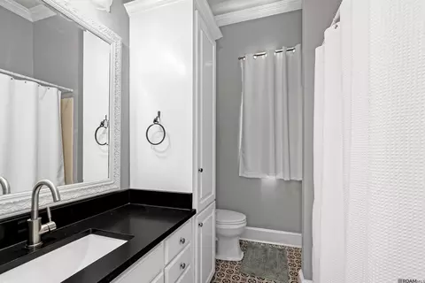 Bath - 7890 False River Rd, Oscar, LA 70762 photo 6 of 7