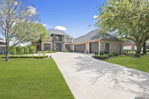 6250 Beau Douglas Ave, Gonzales, LA 70737
