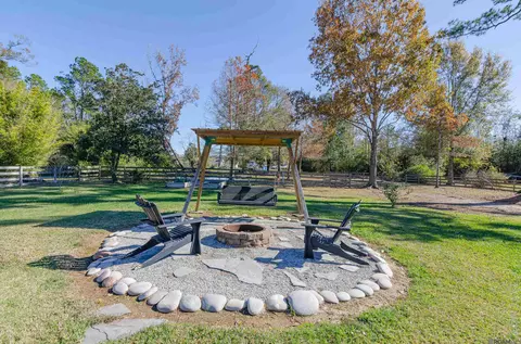 20452 Camille Dr, Springfield, LA 70462 photo 27
