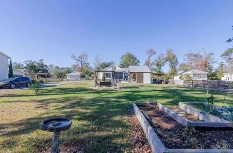 20452 Camille Dr, Springfield, LA 70462 photo 31