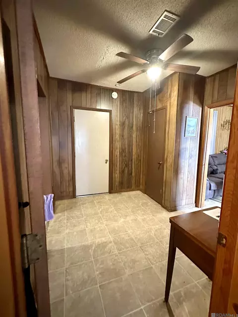 Entry Way - 313 Josephine St, Gloster, MS 39638 photo 1 of 2