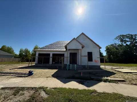 14131 Shore Beck Dr, Baton Rouge, LA 70810
