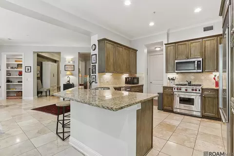 990 Stanford Ave # 222, Baton Rouge, LA 70808