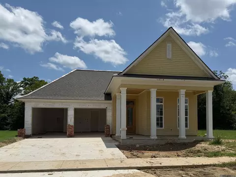 8619 Greenbrier Cove Rd, Baton Rouge, LA 70817