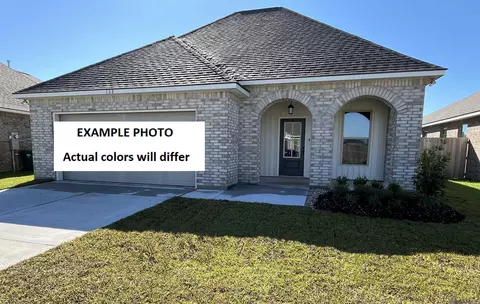 13062 Ducks Landing St, Gonzales, LA 70737