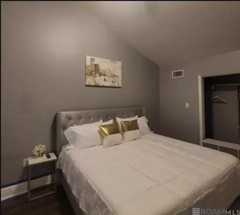 277 Chatsworth St, Baton Rouge, LA 70802