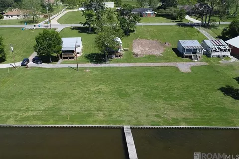 6152 Island Queen Ln, Ventress, LA 70783